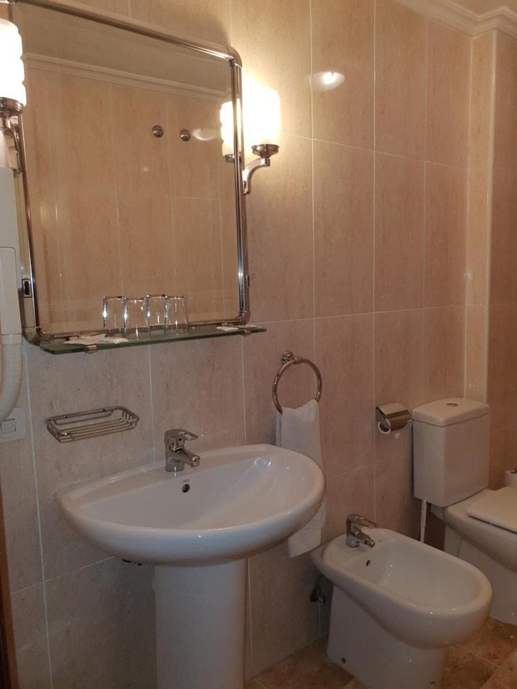 Hotel Amefa Саламанка Екстериор снимка