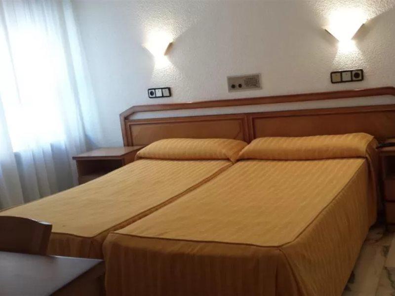 Hotel Amefa Саламанка Екстериор снимка