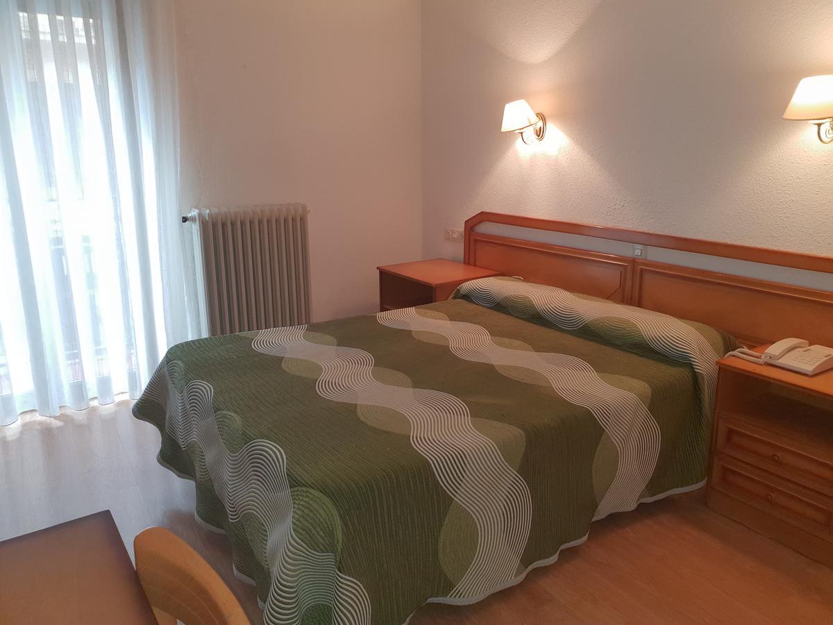 Hotel Amefa Саламанка Екстериор снимка