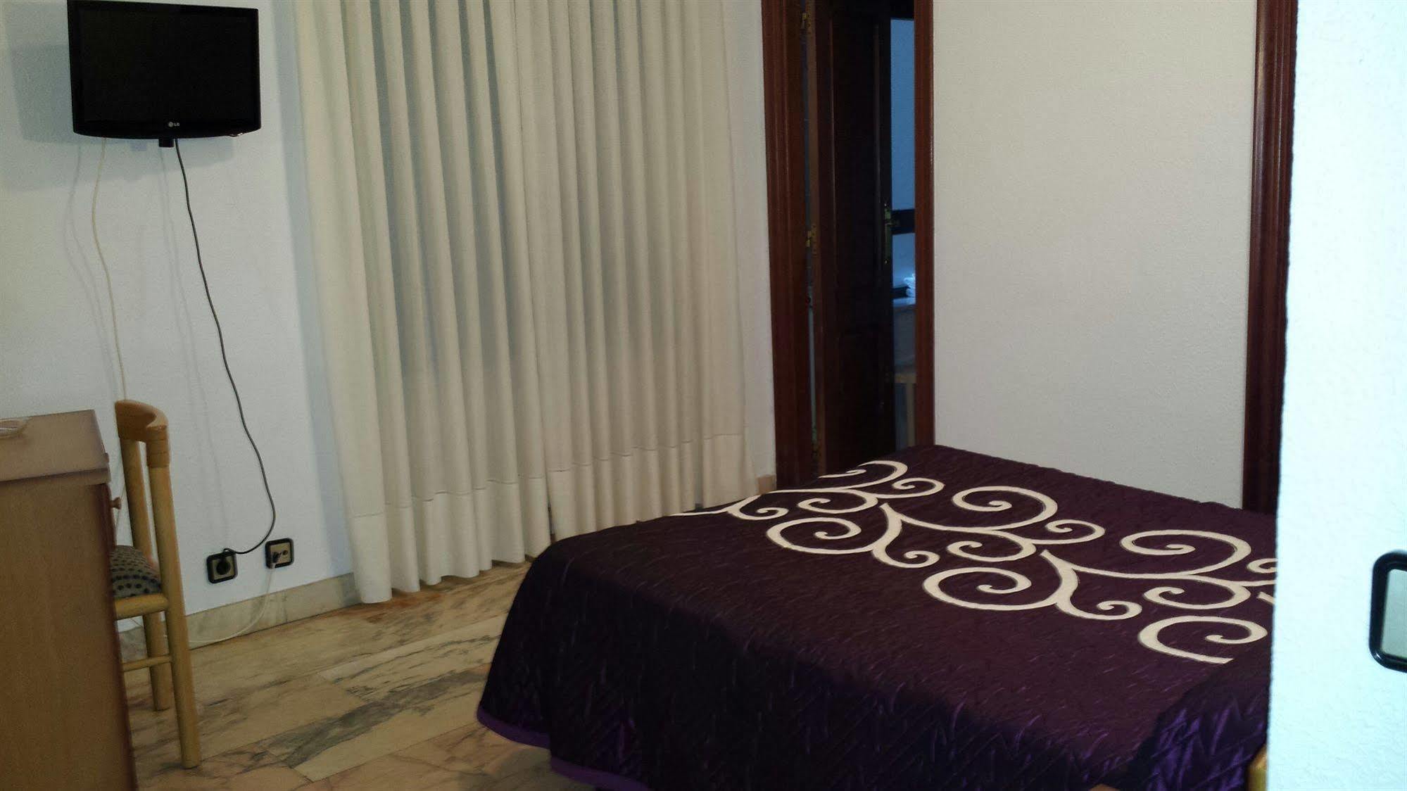 Hotel Amefa Саламанка Екстериор снимка